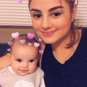 Meet your Posher, Paola